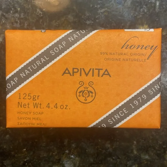 APIVITA All natural Honey soap bar and hand cream - Picture 2 of 6
